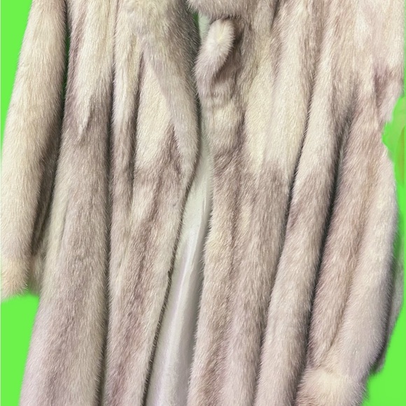 Full Length Mink, Dynasty Throwback, Joan & Alexis fight over this coat! - Picture 4 of 4